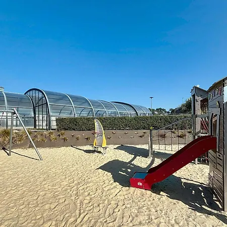 Hébergement de vacances Mobil-home Confort, Parking - 4 Pers., Cœur De - Fr-1-361a-101 *